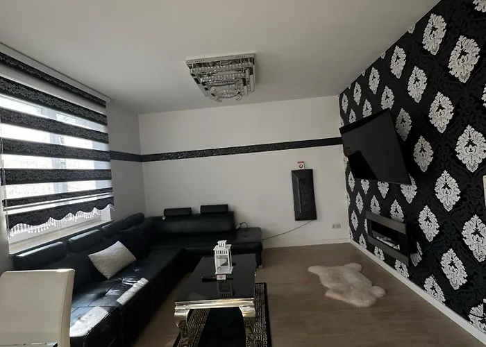 Mit Garten Und Whirlpool بيت للعطل *