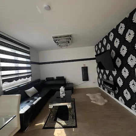 Mit Garten Und Whirlpool بيت للعطل *